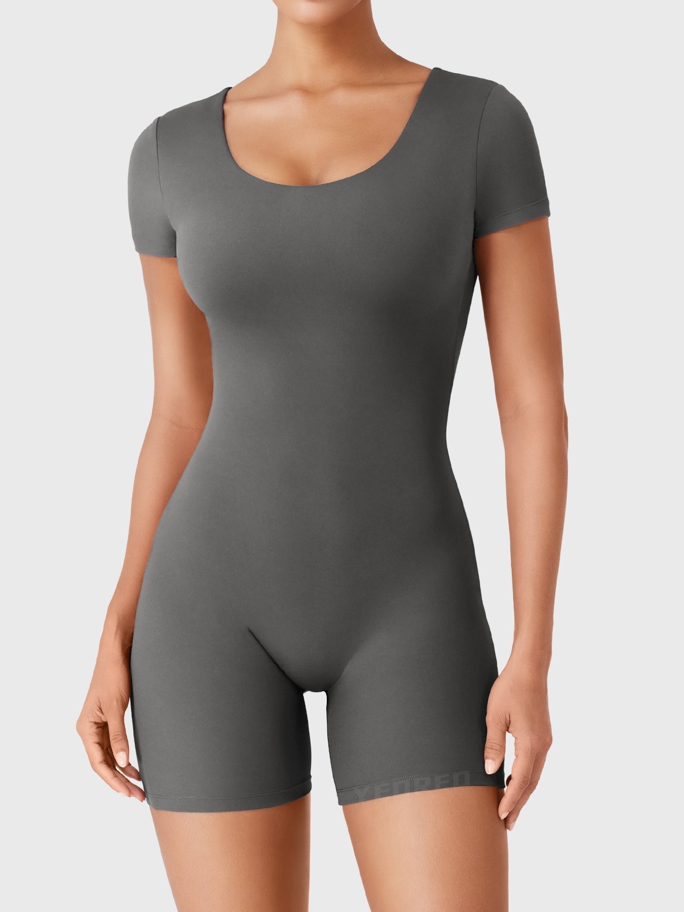 Yeoreo Xylia Open Back Romper