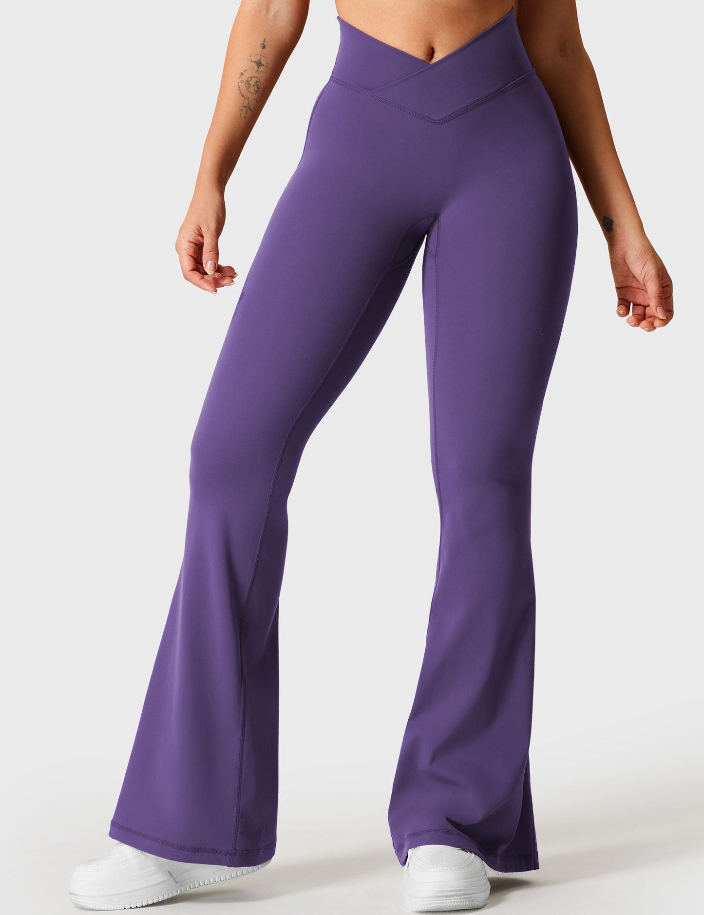 Yeoreo V-waistband Kalie Flare Leggings